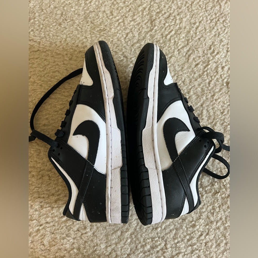 Nike panda dunks